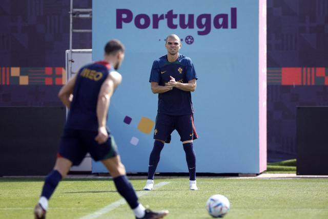 vip 注册地址-佩佩代替骨折佩雷拉首发乌拉圭，B席盛赞同行82