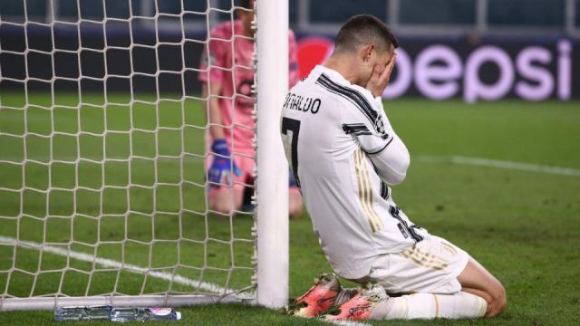 开云体育-欧冠淘汰赛C罗0进球 尤文不续约 有人盼他今夏走